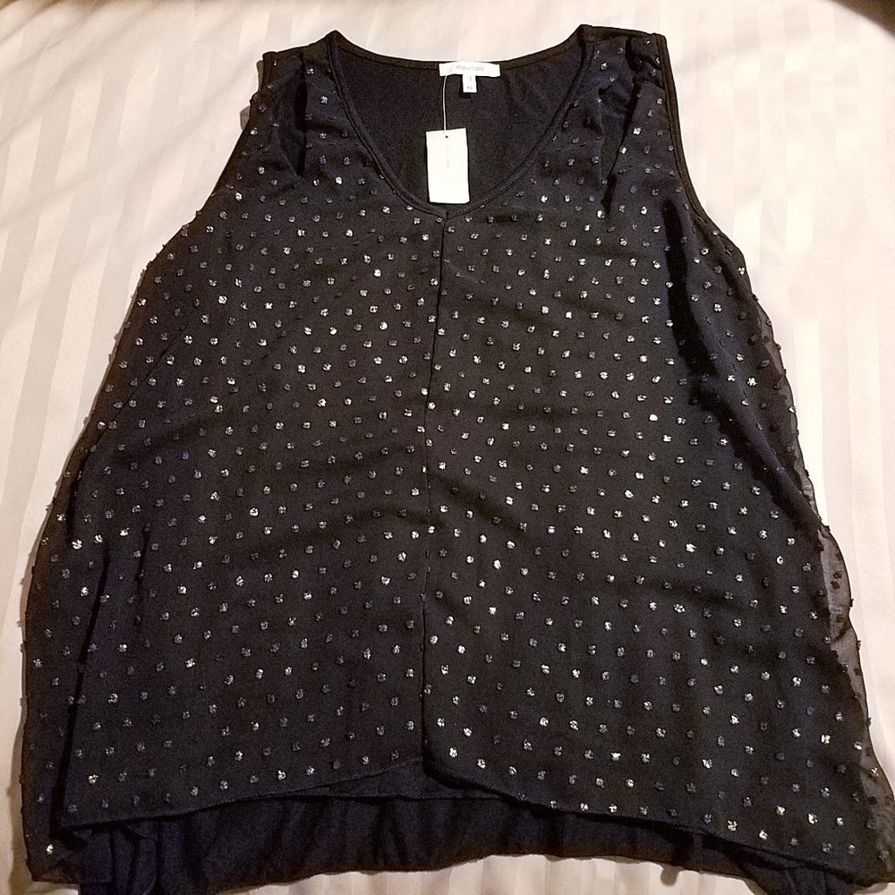 🥰3☆$25. Maurices black bedazzled top New with tags!